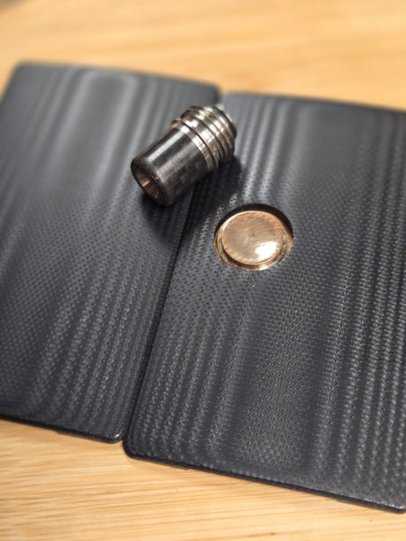BILLET BOX REV.4 TIMASCUS BUTTON/O.G. PANEL./CARBON FIBER INTEGRAL TIP